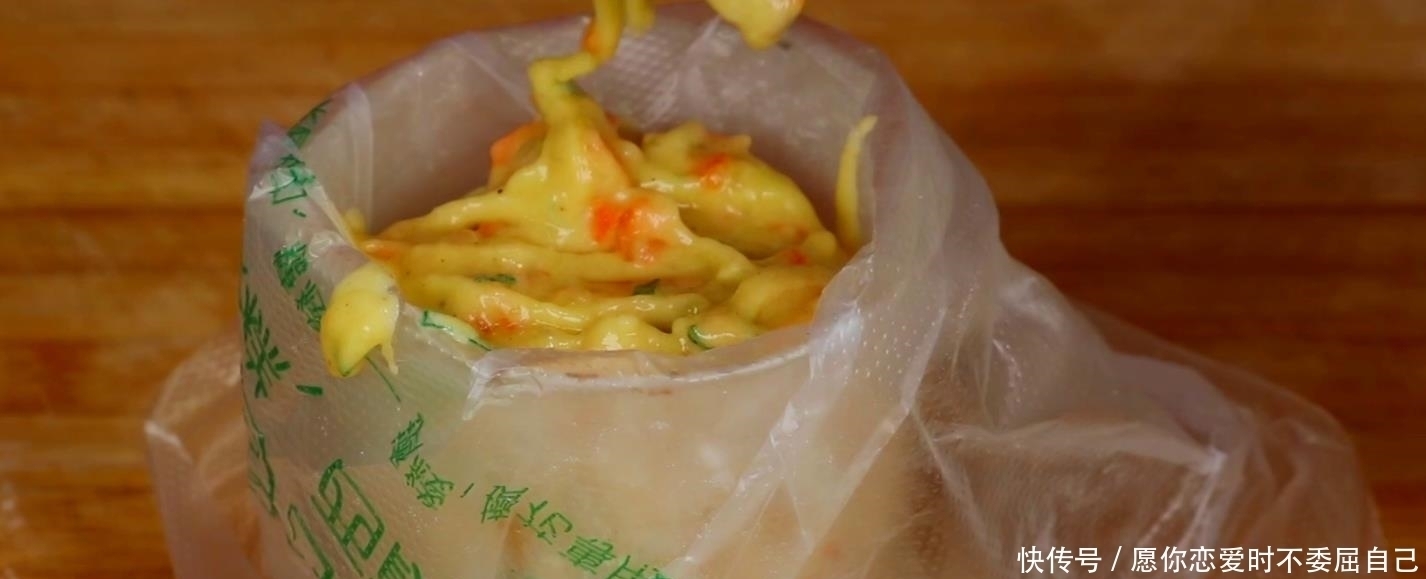 面糊|土豆和鸡蛋放一起,想不到会这么好吃,出锅酥脆软糯,超过瘾
