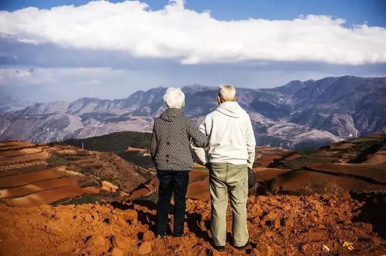 墨萱图$8首亲情诗词:年少不懂父母恩,懂时已是中年人