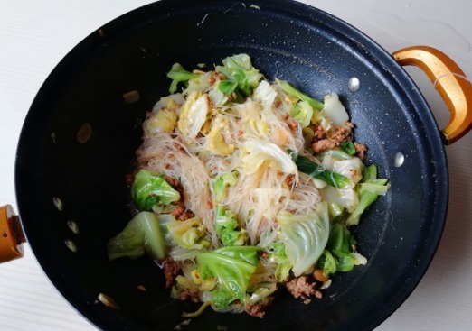 包菜这样做,比手撕包菜还香,做法一样简单,又香又下饭