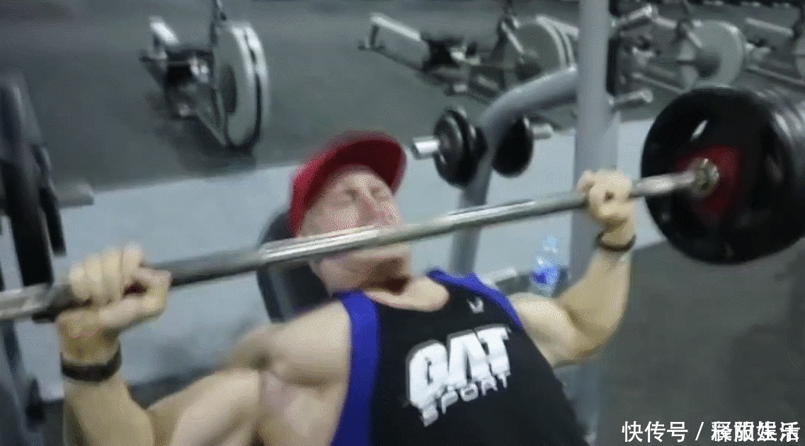 答案|要想练好胸肌,为什么也要练肱三头肌2个原因告诉你答案
