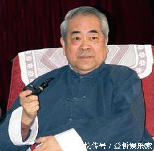 范老师&范曾给点时间,我将超越八大山人!李敖就凭账房先生水准