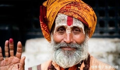 印度老汉为修行,13岁便绝食,自称78年不吃喝不排泄,现状如何?