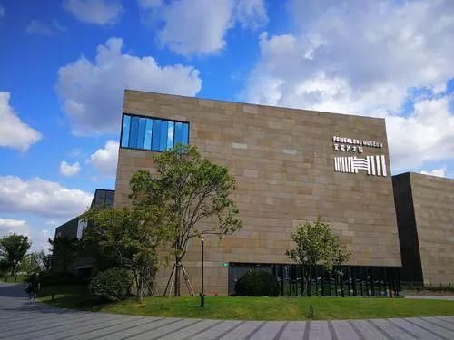  艺术展|打卡“公园前202号”，中国首个汉风美学新媒体艺术展邀你来看