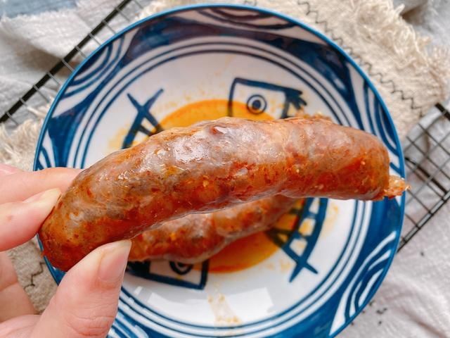  猪后腿肉|想吃川味香肠不用买了，配方和做法都告诉你，麻辣咸香，味道正宗