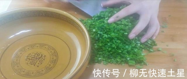 锅贴|自从知道饺子皮可以这样吃，我家都不包饺子了，孩子天天点名要吃！