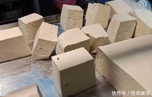豆腐就得这样做成本不到十块,比肉吃着还香