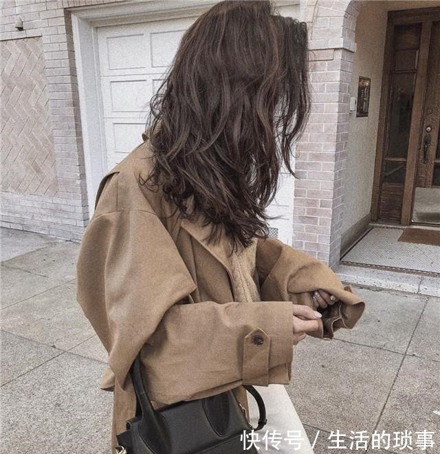 奶茶 秋冬与奶茶最配了，“奶茶色”穿搭也要get起来呀，超温暖！