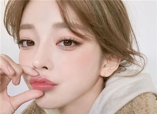 小姐姐|单眼皮小姐姐快来领福利,教你“变”出双眼皮方法