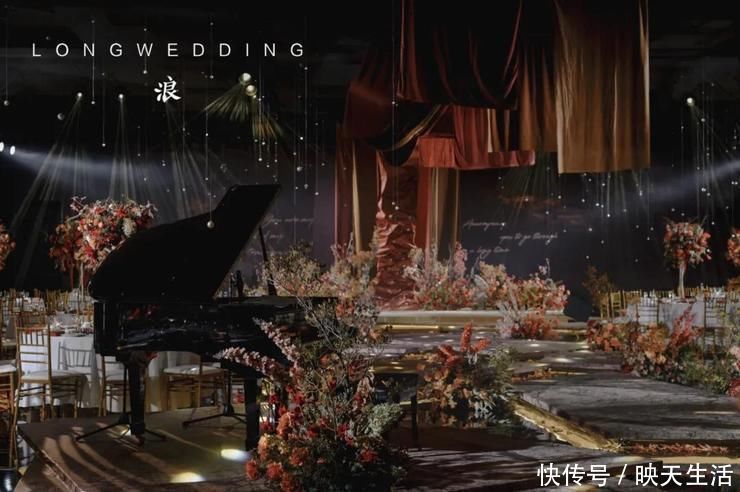 婚礼|用丝绒材质营造出立体感和空间感的梦境婚礼,有让你沉迷其中吗?