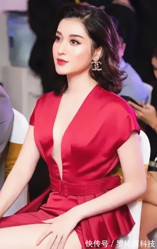 阮陈玄媚 越南新晋女神惊艳亚洲,立体五官魔鬼身材,曾是世界小姐冠军