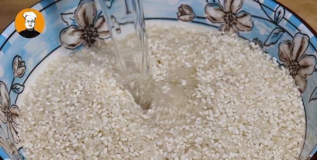 诀窍|米饭煮得好吃有诀窍,加这2样,米饭颗粒分明,香甜软糯