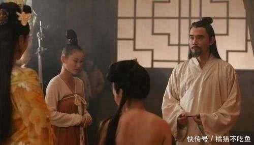 原因|妃子被打入冷宫,为何太监们会抢着去服侍?背后原因令人心寒!