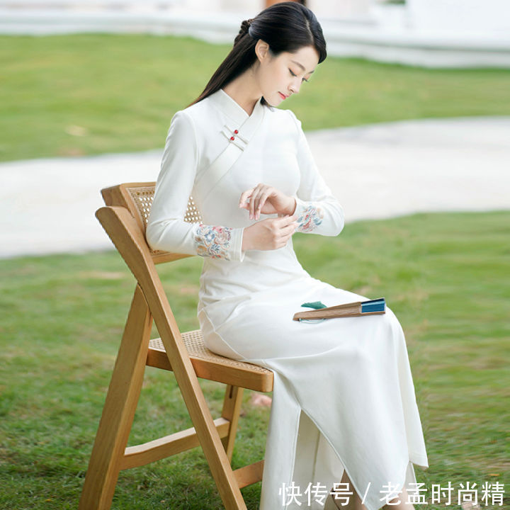 一针一线|端庄刺绣针织旗袍,一针一线,彰显纤细之美