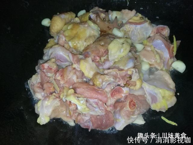 高压锅|鸡肉别再炖鸡汤了,教你一个新吃法,鲜嫩多汁老少皆宜
