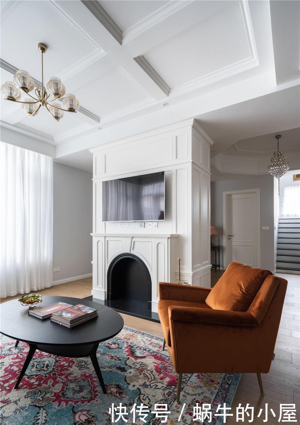 本案|中古风大别墅，9种色彩搭配3条动线，塑造华丽又精致的欧风空间