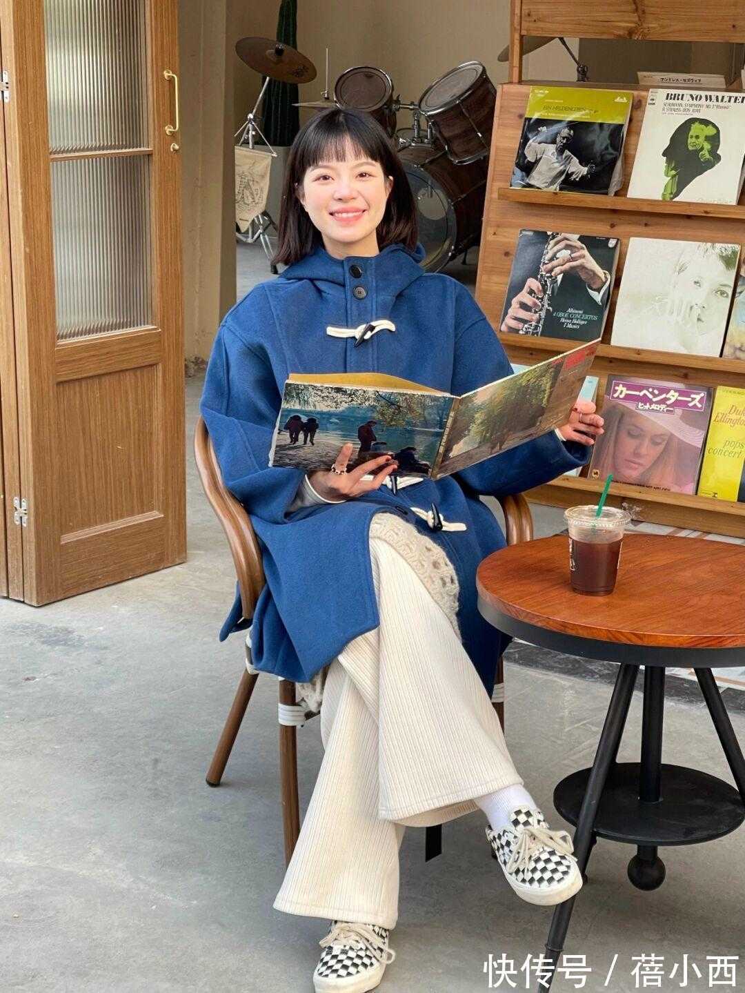 毛衣|原来“小白裤”这么显瘦,搭配羽绒服、毛衣都洋气,时髦精快学!