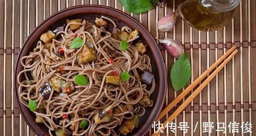 面条|面条升糖指数高,糖友万万不能碰?注意这几点,血糖不会高