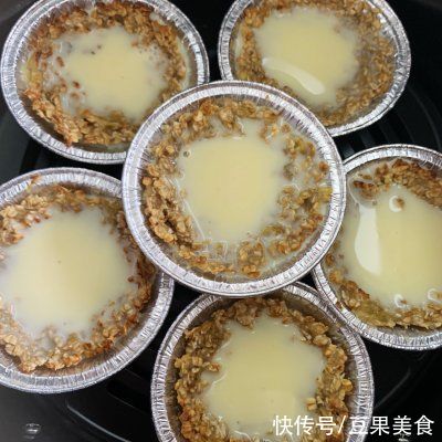自制10m+宝宝版·香蕉燕麦蛋挞，再也不用买了
