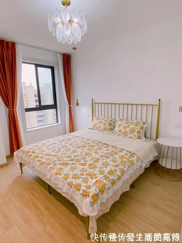 吊顶|越来越多人不吊顶,不做背景墙,看看她家,明亮宽敞,以后照着装