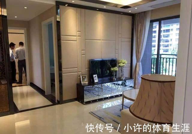急求,开发商的样板间能买吗?老婆很喜欢我却很担心!
