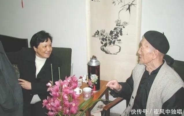 书法$邓公女儿邓楠书法太另类,笔墨朴拙憨实,温润无锋,果然字如其人