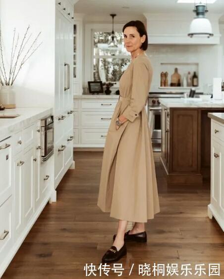 女人过了40岁,建议少穿5种裙子,难看邋遢不上档次,还显老