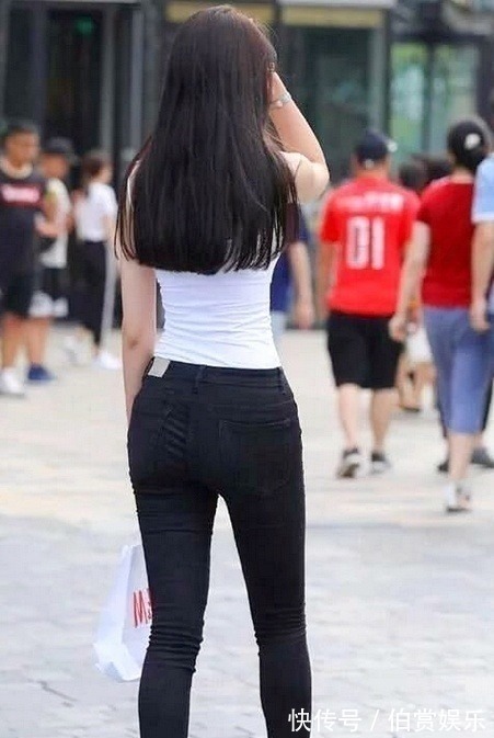 清新可爱 黑白配是经典搭配,清新可爱优雅大方,气质大增!