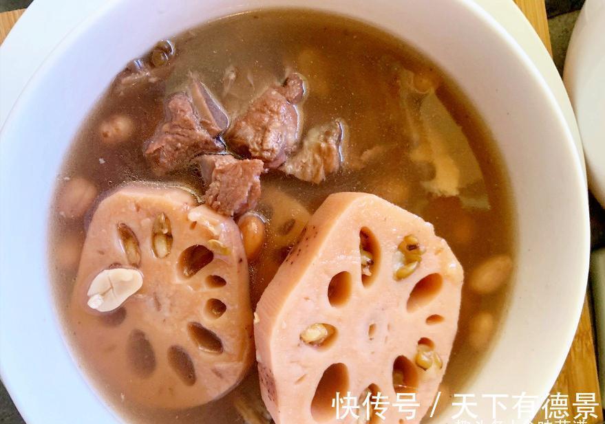 莲藕怎么煮才容易烂？很多人第一步就错了，教你一招，汤浓味又美