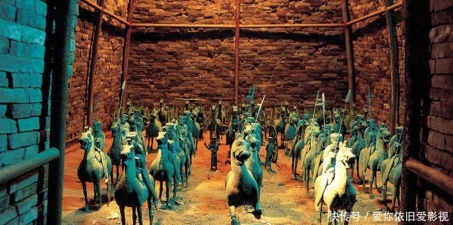 有人|为何很少有人拍马踏飞燕正面照?看到正面照后,让人忍俊不禁