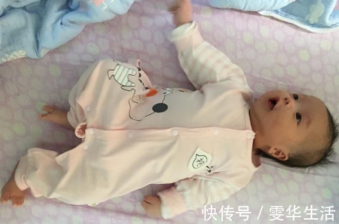 绿豆枕|宝宝睡觉时发生这3种行为,父母要注意了:娃想要睡枕头了!