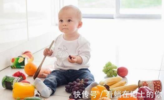 家长|售楼处萌娃盯着沙盘一动不动,走近一看笑翻了,网友小猪佩奇~