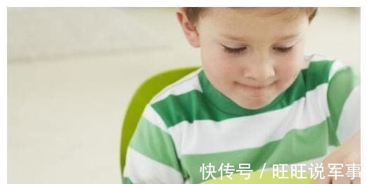 维生素b|宝宝吃鱼肝油的最佳时间,是早晨还是晚上?孕妈了解吗