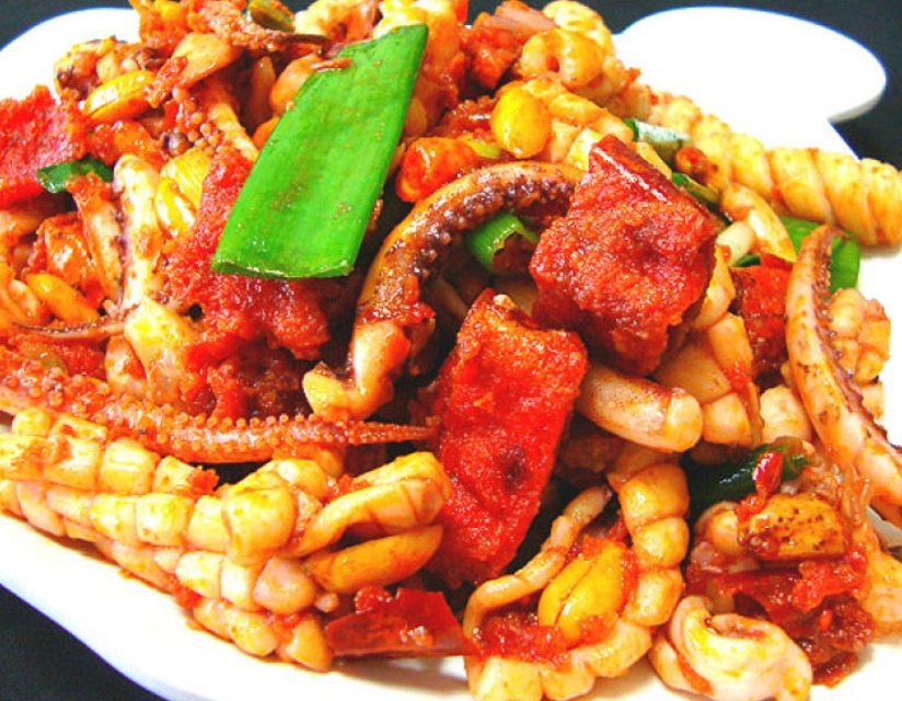 好吃到哭的炒鱿鱼！上桌分分钟抢光，孩子们多吃增强免疫力！下饭