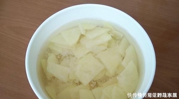 土豆和它一起吃是“天然泻药”,清肠排毒,皮肤白皙不长痘!