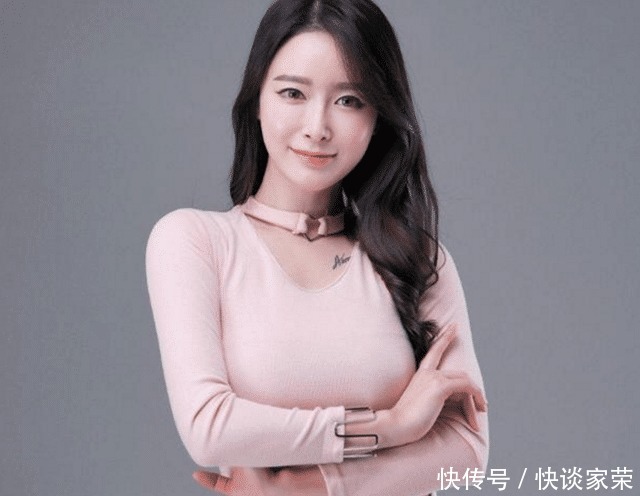 手臂|如何打造夏季小蛮腰，一个拉力器，在家就可以解决