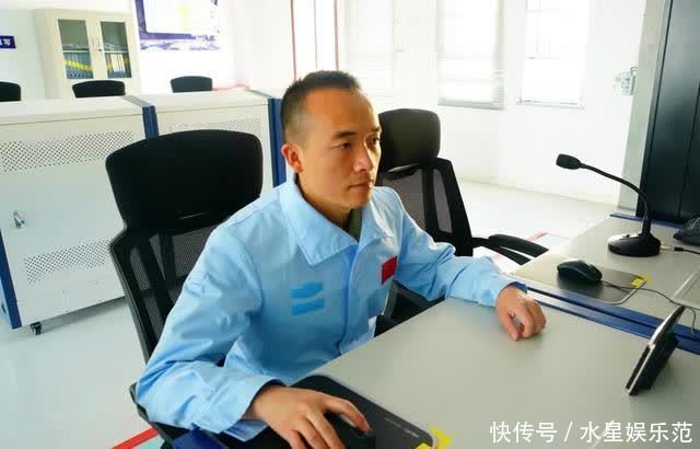 腾飞背后的他们