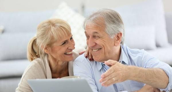 维生素d|老年人怎么补钙好?切勿乱吃钙片!医生:这五种方法,不妨一试