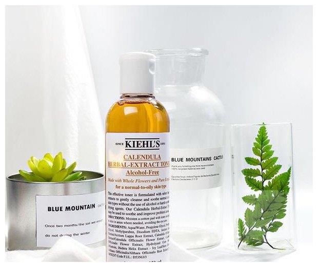 这些爽肤水深层补水，紧致毛孔，美白去黄，让肌肤回归婴儿皮肤