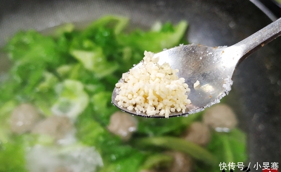 要想孩子身体更强壮，每周给孩子吃一次，补血补钙，身体倍棒！