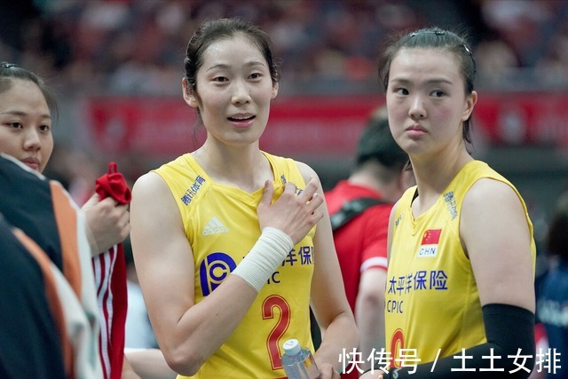 女排|意外!女排四大世界冠军退出训练营,26岁主攻自荐再进国家队