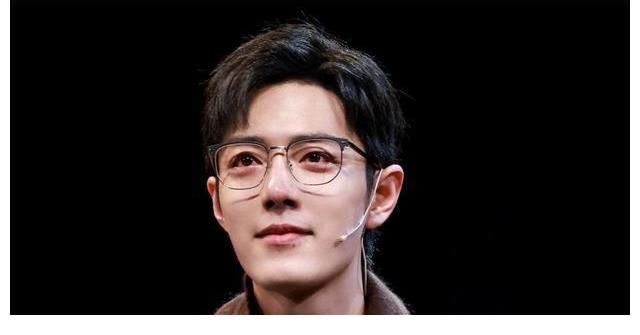 路人|肖战粉丝被路人称赞，环保“红海”万众瞩目，假粉却出来搞事情