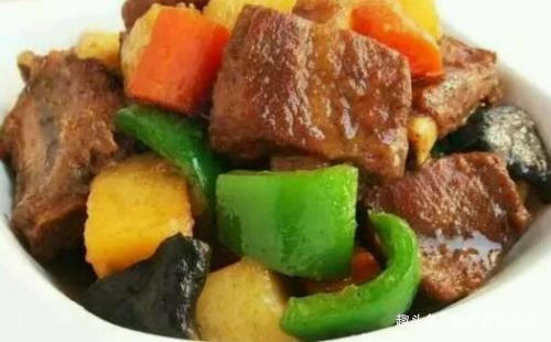 暑湿伤|秋天的豆角好吃不贵,如此做香又下饭又暖胃,多给孩子吃