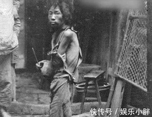 乞丐&被冻死的无名乞丐写下绝命诗,流传至今,无数大丈夫都为之羞愧