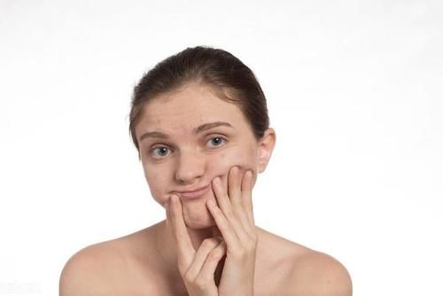 皮肤痒是怎么回事？有什么好办法吗？