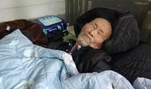 凌晨3、4点睡不着医生提醒做好4点告别失眠,一觉睡到大天亮