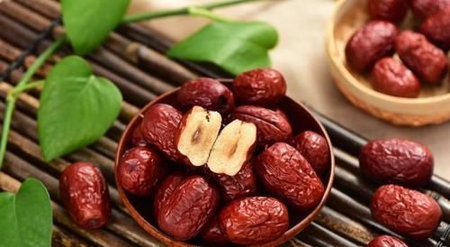 女人味十足|40—55岁的女人，常吃7种“天然雌激素”，保持活力，女人味十足