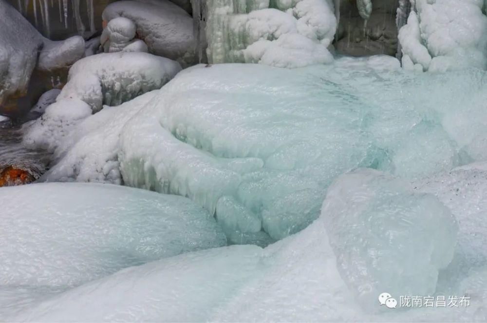 等你，在撩人的冰雪世界里