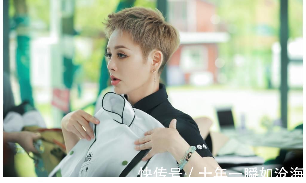 《中餐厅5》首播:周也活泼,宁静随和,姚安娜肉眼可见的尴尬