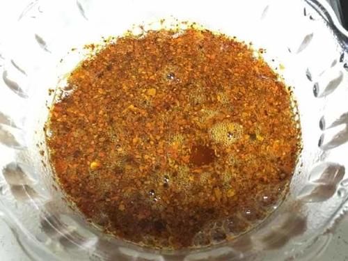 想吃口水鸡别买了，其实做法很简单，看一遍就会，上桌一盘不够吃