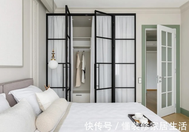收纳|卧室越来越流行“去衣柜化”设计,只有亲身体验过,才知道多爽